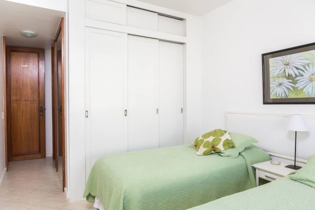 Tiffanys Ipanema - Apto 605 Apartamento *